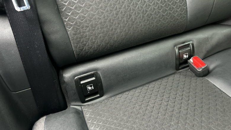 Nissan Juke 1.0 DiG-T N-Connecta 5dr DCT Petrol Hatchback